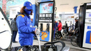 Giá xăng sẽ tiếp tục tăng, vượt 30.000 đồng mỗi lít?