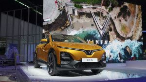 Bộ đôi VinFast VF 6 và VF 7 lọt Top 10 mẫu xe đẹp nhất tại LAAS 2022