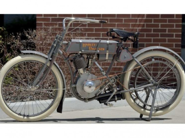Ngắm mô tô cổ Harley-Davidson Strap Tank 1908 đắt nhất thế giới, vừa ...