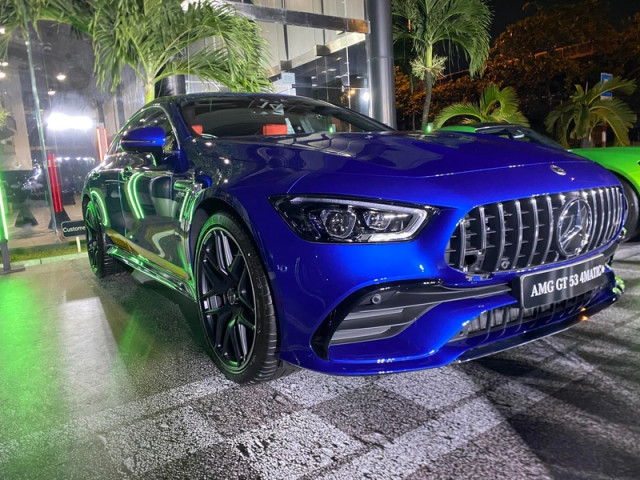 Cận cảnh Mercedes-AMG GT 53 4Matic+ 2022 đầu tiên về Việt Nam, giá gần ...
