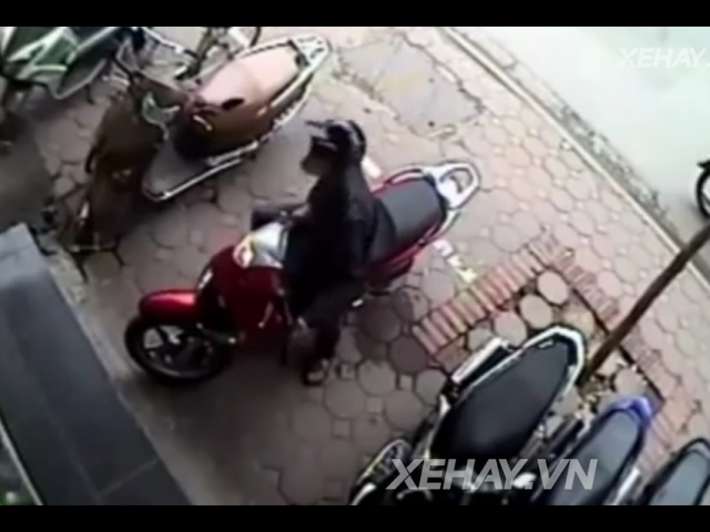 [VIDEO] Không lo mất trộm xe với thiết bị GPS kịch độc