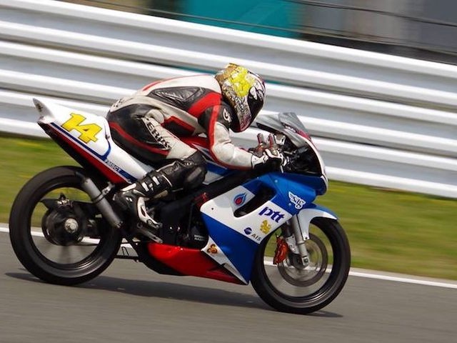 Nghia Honda Nsr 150sp Phong Cach Sieu Xe đua