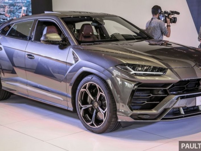 Lamborghini Urus ra mắt khách hàng Malaysia, giá bán ước tính từ 5,8 tỷ VNĐ