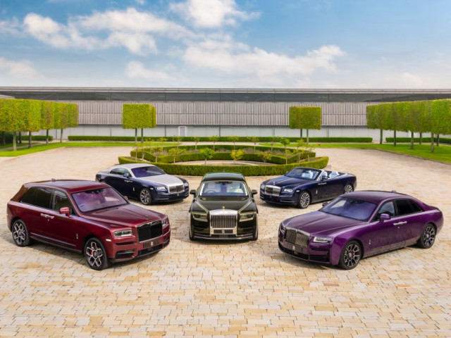 Rolls-Royce phát triển đang làm rộng rãi những tiến bộ đáng kể về thiết kế và công nghệ, tạo ra những sản phẩm độc nhất vô nhị đáp ứng nhu cầu khách hàng đầy thách thức. Để tìm hiểu thêm về sự phát triển này, hãy xem hình ảnh liên quan đến Rolls-Royce!