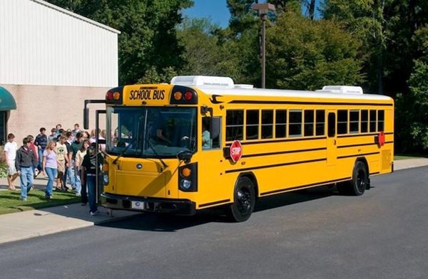 xehay-xebus-050715-5